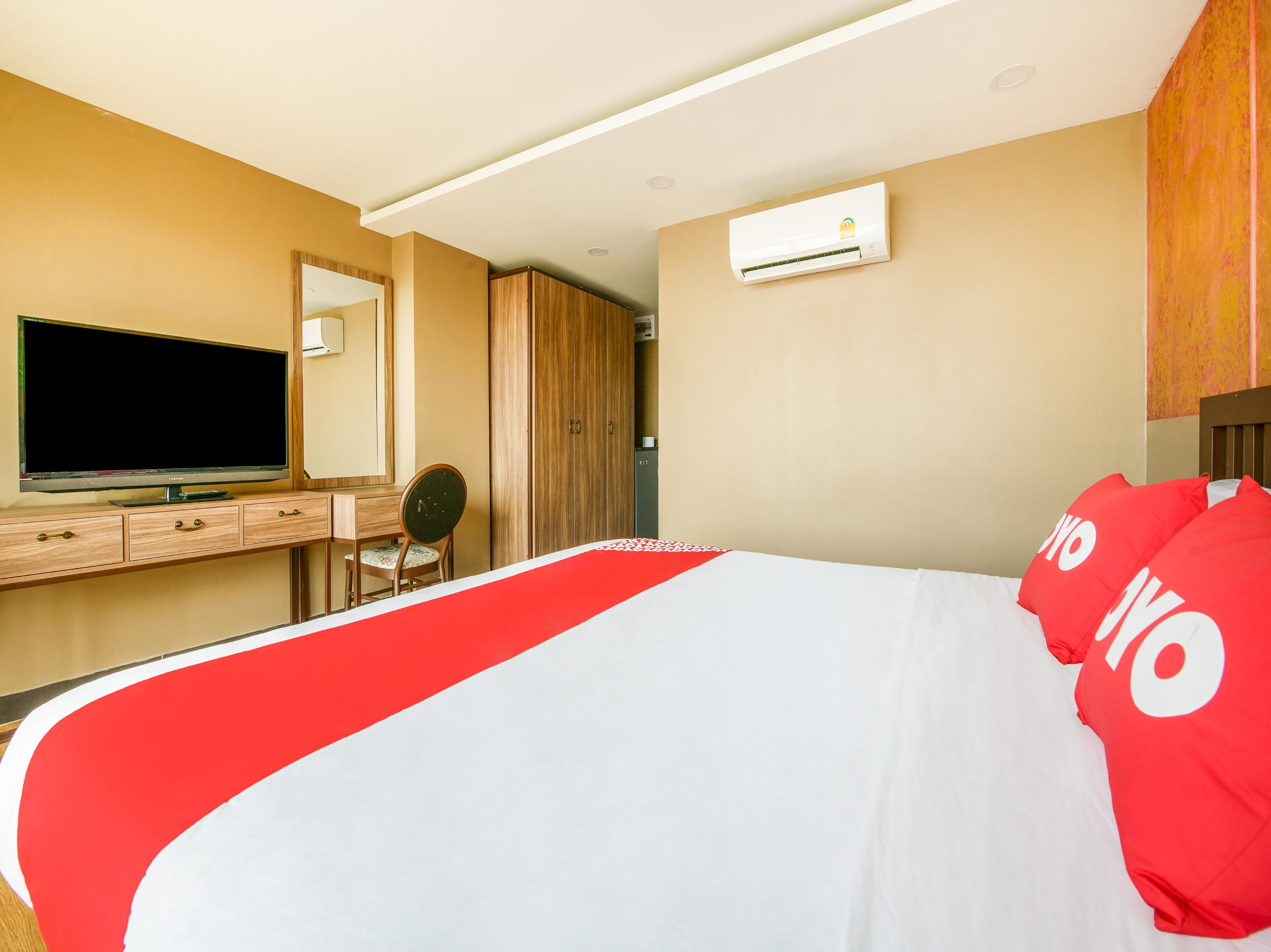 Super Oyo 458 Nakorn Siam Boutique Hotel Pattaya Ngoại thất bức ảnh